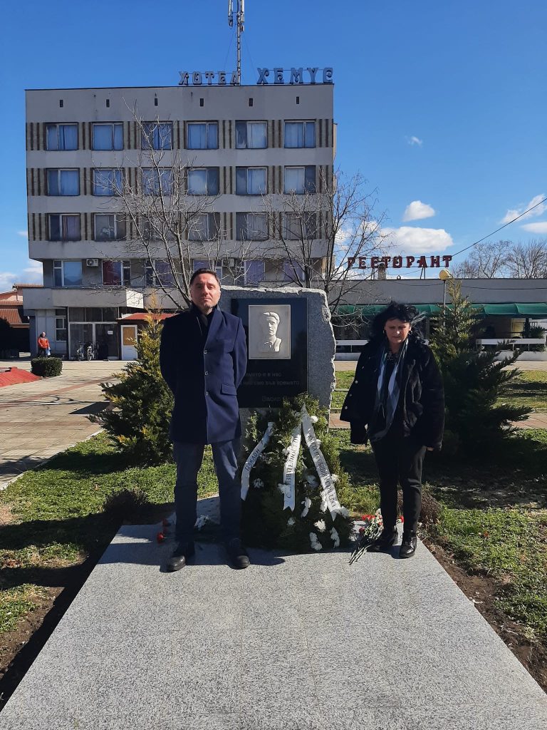 левски и ат.киров